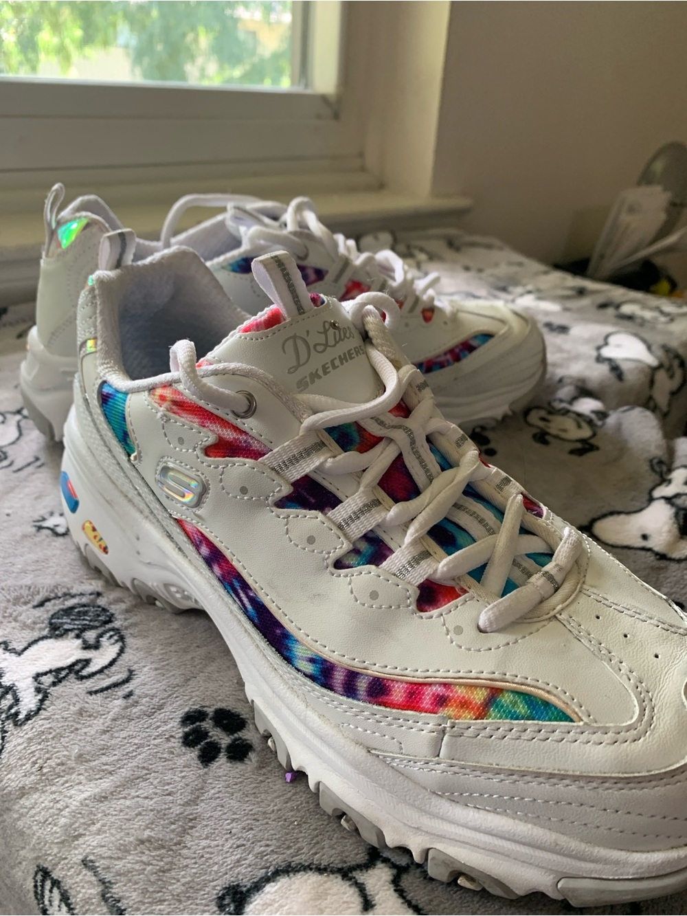 Skechers D’Lites Women’s Sneakers Size 9.5 White Multi Tie Dye
Description:
Ske - Picture 3 of 7